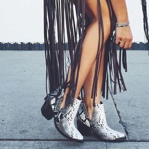 Jeffrey Campbell 7.5 Cromwell Snakeskin Booties